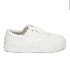 Platform Tretorns :)